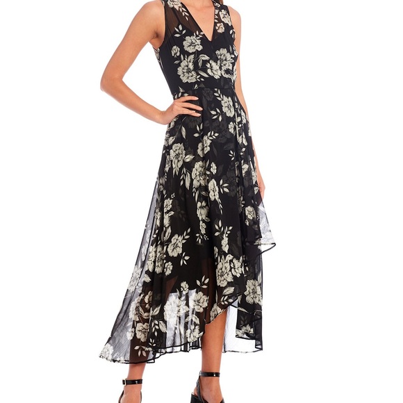 Dress 💃🏼 NWT - Picture 1 of 4